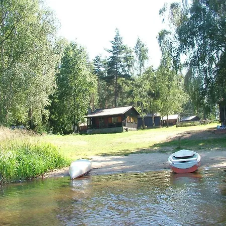 Chatova Osada U Sedlaka, Komornik * Strmilov