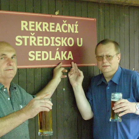 Chatova Osada U Sedlaka, Komornik * Strmilov